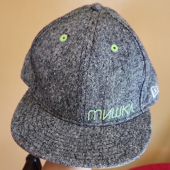 New Era Other - New Era Gray Cap Green Details Size 7 3/8